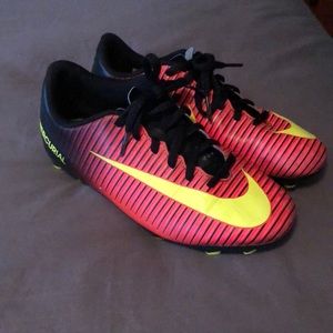 Boys - Nike Mercurial soccer cleats